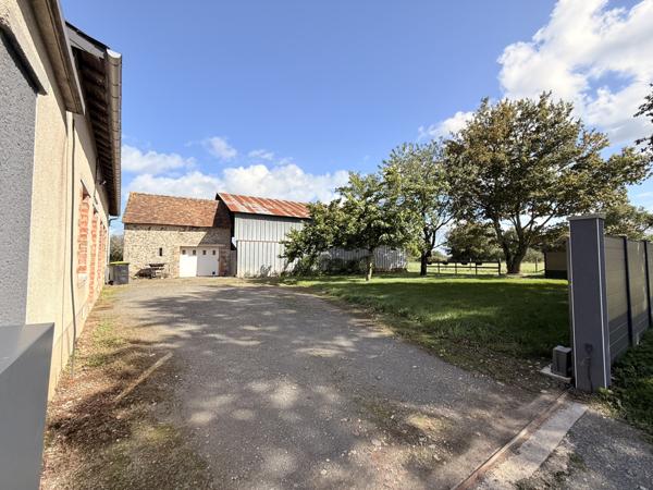 Juigné-sur-Sarthe (72300) LONGÈRE PLAIN-PIED À LA CAMPAGNE