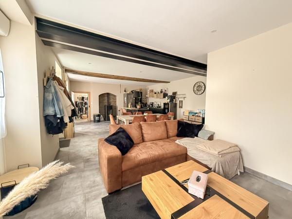 Juigné-sur-Sarthe (72300) LONGÈRE PLAIN-PIED À LA CAMPAGNE