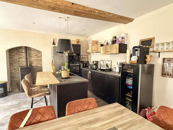 Juigné-sur-Sarthe (72300) LONGÈRE PLAIN-PIED À LA CAMPAGNE