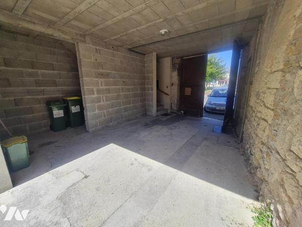 ENSEMBLE DE DEUX APPARTEMENTS - A VENDRE - MONTOIRE/ LOIR (41800)