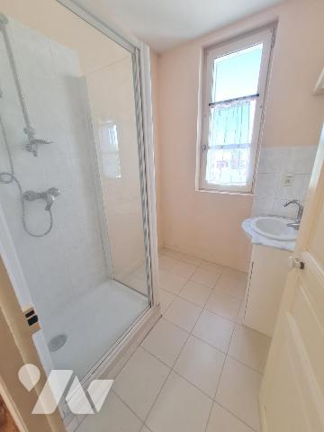 ENSEMBLE DE DEUX APPARTEMENTS - A VENDRE - MONTOIRE/ LOIR (41800)