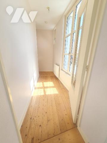 ENSEMBLE DE DEUX APPARTEMENTS - A VENDRE - MONTOIRE/ LOIR (41800)