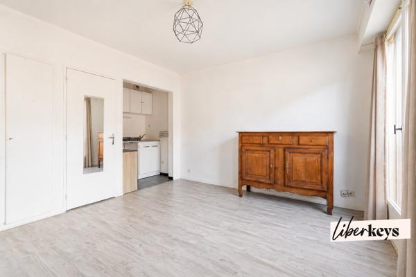 Studio 23 m² rue de Jemmapes - 2ème étage - proche Citadelle