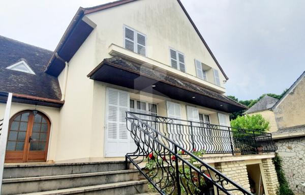 TONNERRE  Maison 228 M2 - 5 Chambres