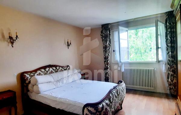 TONNERRE  Maison 228 M2 - 5 Chambres