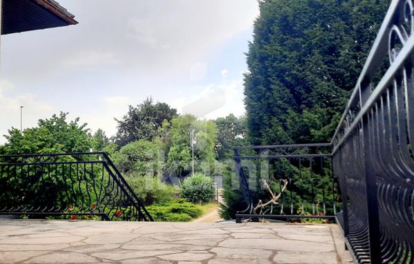 TONNERRE  Maison 228 M2 - 5 Chambres