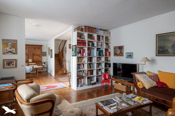 Maison à vendre |  Saint-Jean-d'Angély |  7 pièces | 158 m²