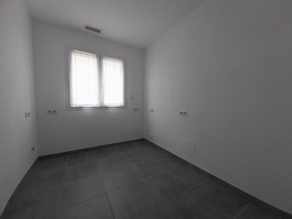 Maison à louer    3 pièces • 110 m2 Sérignan