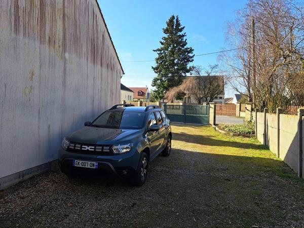 Maison de plain-pied avec garage Camping Car