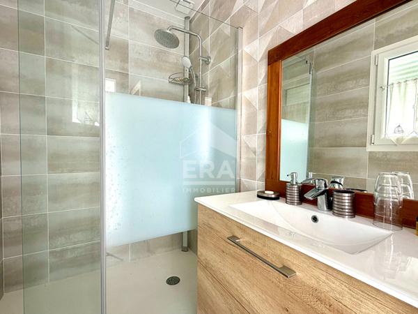 PROPRIÉTÉ D'EXCEPTION AU CALME À LE GUA