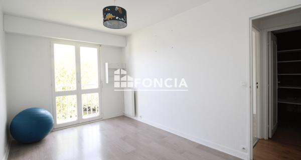 À vendre Appartement 4 pièces 79.17 m² - Châtenay-malabry 92290