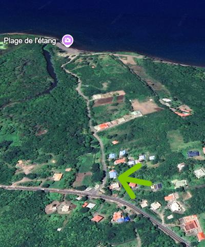 Maison à rénover sur terrain de 2  500 m² proche plage