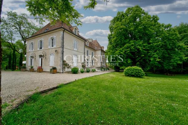Domaine de prestige avec parc, au cœur du Périgord