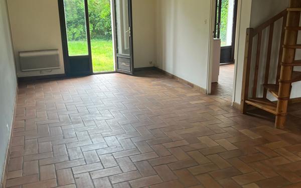 Maison à vendre    5 pièces • 90 m2 La Chapelle-Saint-Mesmin