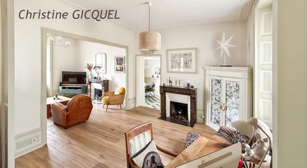 NORT SUR ERDRE TRAM TRAIN 30MIN NANTES CENTRE - DEMEURE BOURGEOISE 8 pièces - JARDIN CLOS - PISCINE