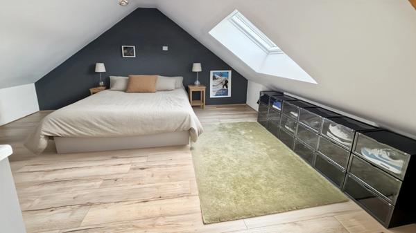 NORT SUR ERDRE TRAM TRAIN 30MIN NANTES CENTRE - DEMEURE BOURGEOISE 8 pièces - JARDIN CLOS - PISCINE