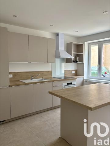 Maison à vendre 6 pièces 120 m² Puy-Guillaume