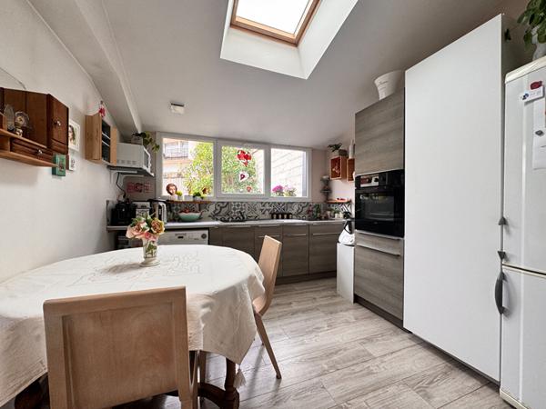 Maison proche de l'hyper centre avec extérieur