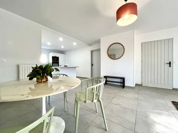 Maison à vendre |  Saint-Pierre-du-Mont |  4 pièces | 89 m²
