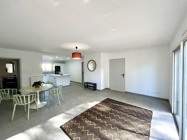 Maison à vendre |  Saint-Pierre-du-Mont |  4 pièces | 89 m²