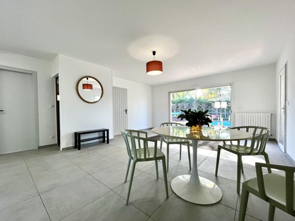 Maison à vendre |  Saint-Pierre-du-Mont |  4 pièces | 89 m²