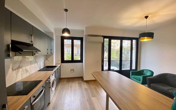 Appartement à vendre    2 pièces • 50,47 m2 Nice