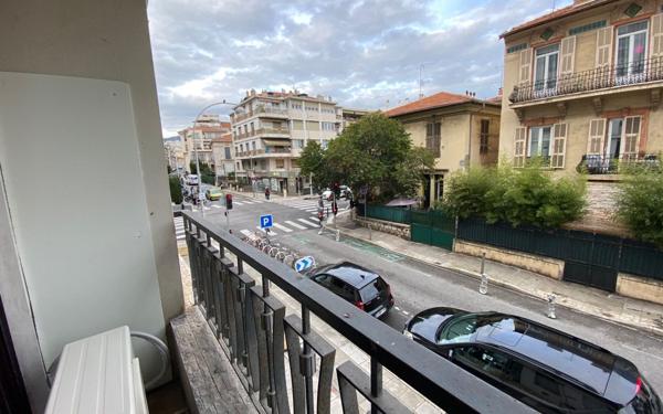 Appartement à vendre    2 pièces • 50,47 m2 Nice