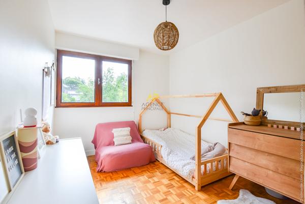 Appartement VUE SUR SEINE €279 500 ** - Référence 1788