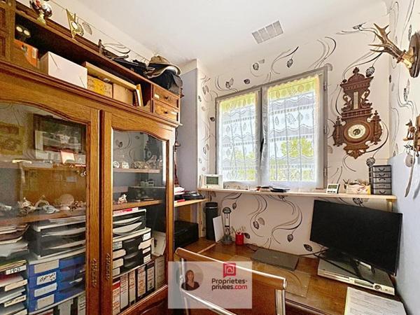 LE MUY - 499 000  -MAISON FAMILIALE 160 M² -4 CHAMBRES -UN BUREAU - TERRAIN 1 200 M²
