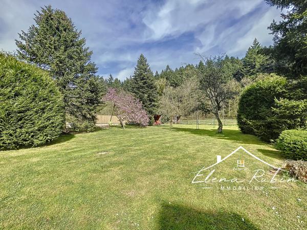 Rambouillet (78120) Propriété de charme avec deux maisons et installations équestres vallée de Chevreuse
