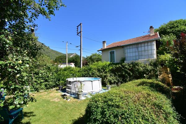 Maison rénovée avec Studio indépendant à Digne 04
