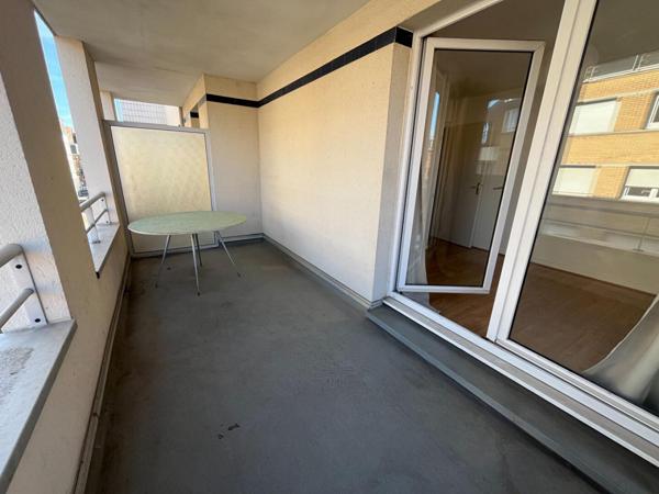 A LOUER : T3 à LILLE • rue Alphonse Mercier - GAMBETTA • 1 113 € CC • Réf. 68192929665