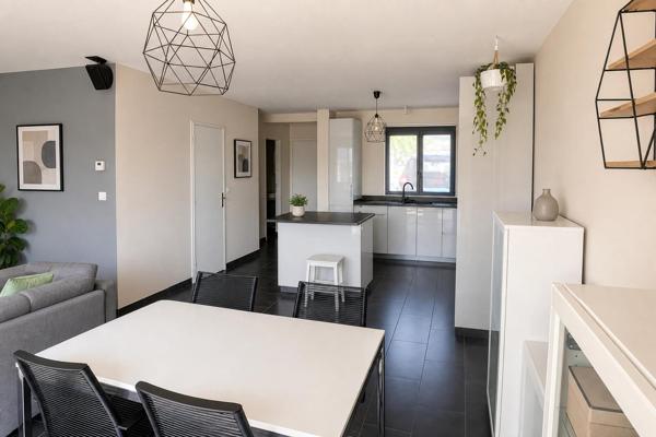 Maison individuelle 3 chambres jardin proche commodités