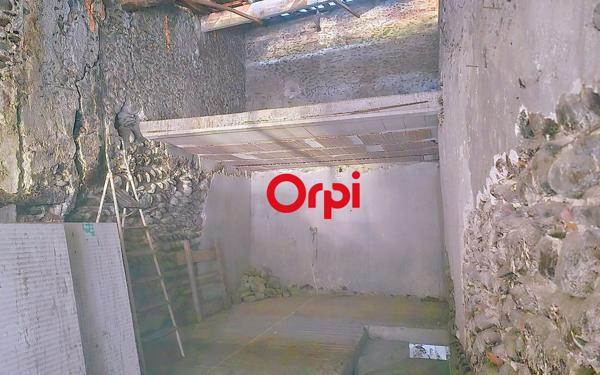 Maison à vendre    1 pièce •  Millas