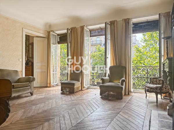 PARIS 10e – CHÂTEAU D'EAU / BD DE STRASBOURG – FAMILIAL 113 m² + 2 CHAMBRES DE SERVICE – BALCON
