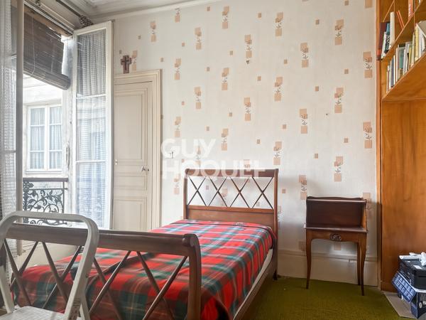 PARIS 10e – CHÂTEAU D'EAU / BD DE STRASBOURG – FAMILIAL 113 m² + 2 CHAMBRES DE SERVICE – BALCON
