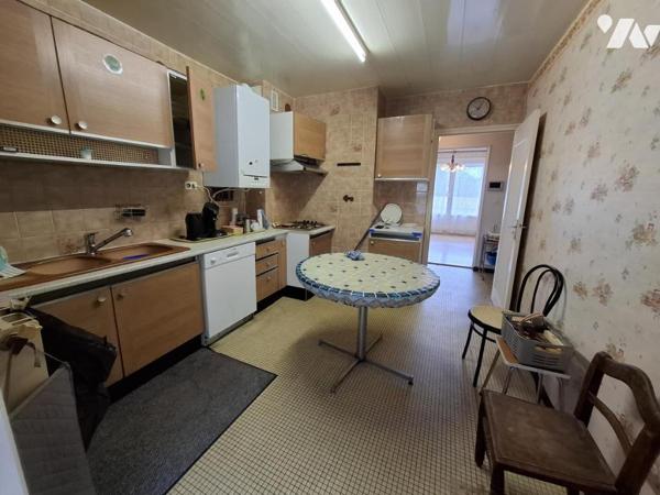 SAINTES rive Gauche - proche Intermarché - 115 m² hab avec 4 chambres sur une parcelle de 400 m²