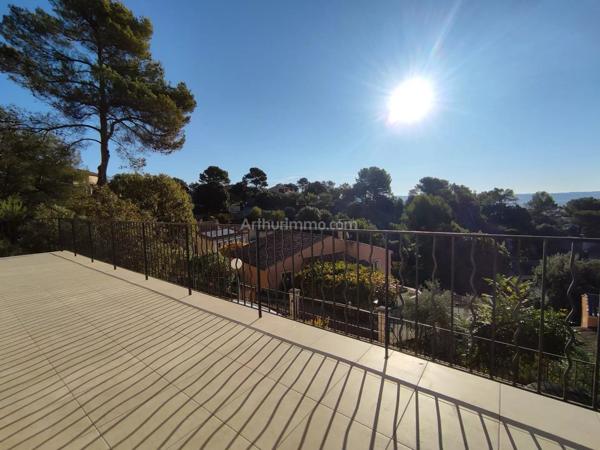 Location Villa 5 pièces 134 m2 à Sainte-Tulle