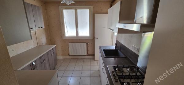 Appartement F4 avec balcon, cave et garage ! Centre-ville