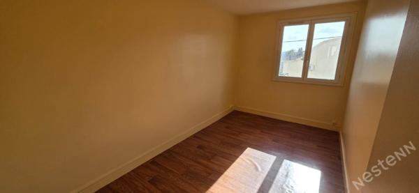 Appartement F4 avec balcon, cave et garage ! Centre-ville