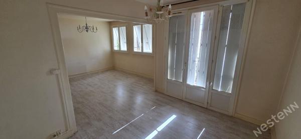 Appartement F4 avec balcon, cave et garage ! Centre-ville