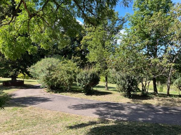 Propriete fin 18e siècle à vendre - Parc arboré de 9 000m2 - Idéal Gite - Chambres d'hôtes -