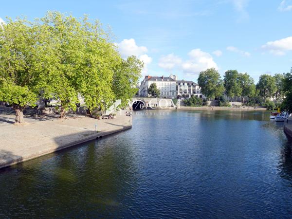 APPT T2 36 m², Terrasse 8 m², Place de parking sécurisée Nantes (44000)