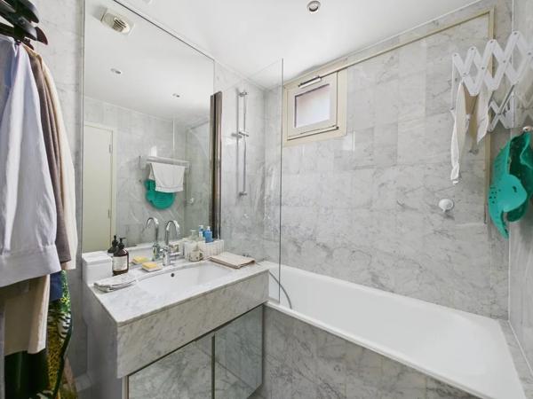 Appartement Paris 7 e - INVALIDES / ÉCOLE MILITAIRE