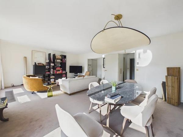 Appartement Paris 7 e - INVALIDES / ÉCOLE MILITAIRE