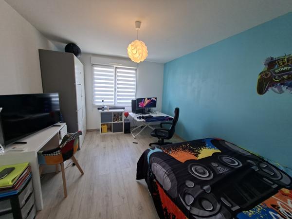 Pournoy la Grasse, maison récente 106 m2 avec 3 chambres sur
