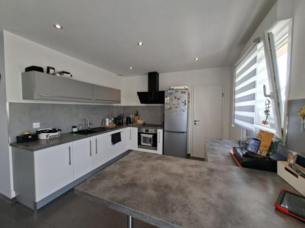 Pournoy la Grasse, maison récente 106 m2 avec 3 chambres sur