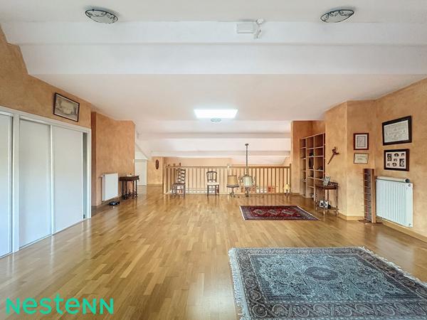 À vendre : Appartement spacieux de 6 pièces à Saint-Étienne !