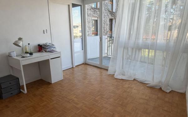 Appartement à vendre    4 pièces • 83 m2 Marly-le-Roi