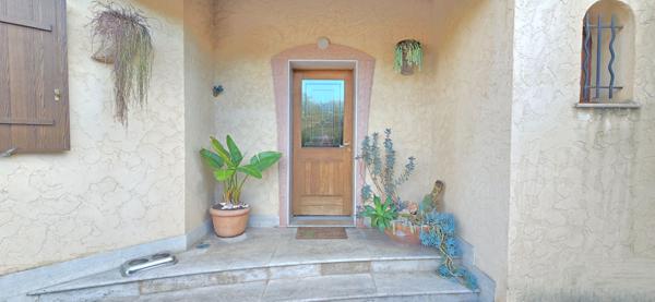 Maison Cagnes Sur Mer 4 pièce(s) 240 m² habitables